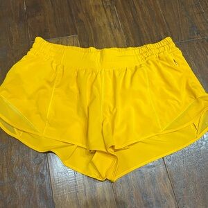 Lululemon Hotty Hot shorts